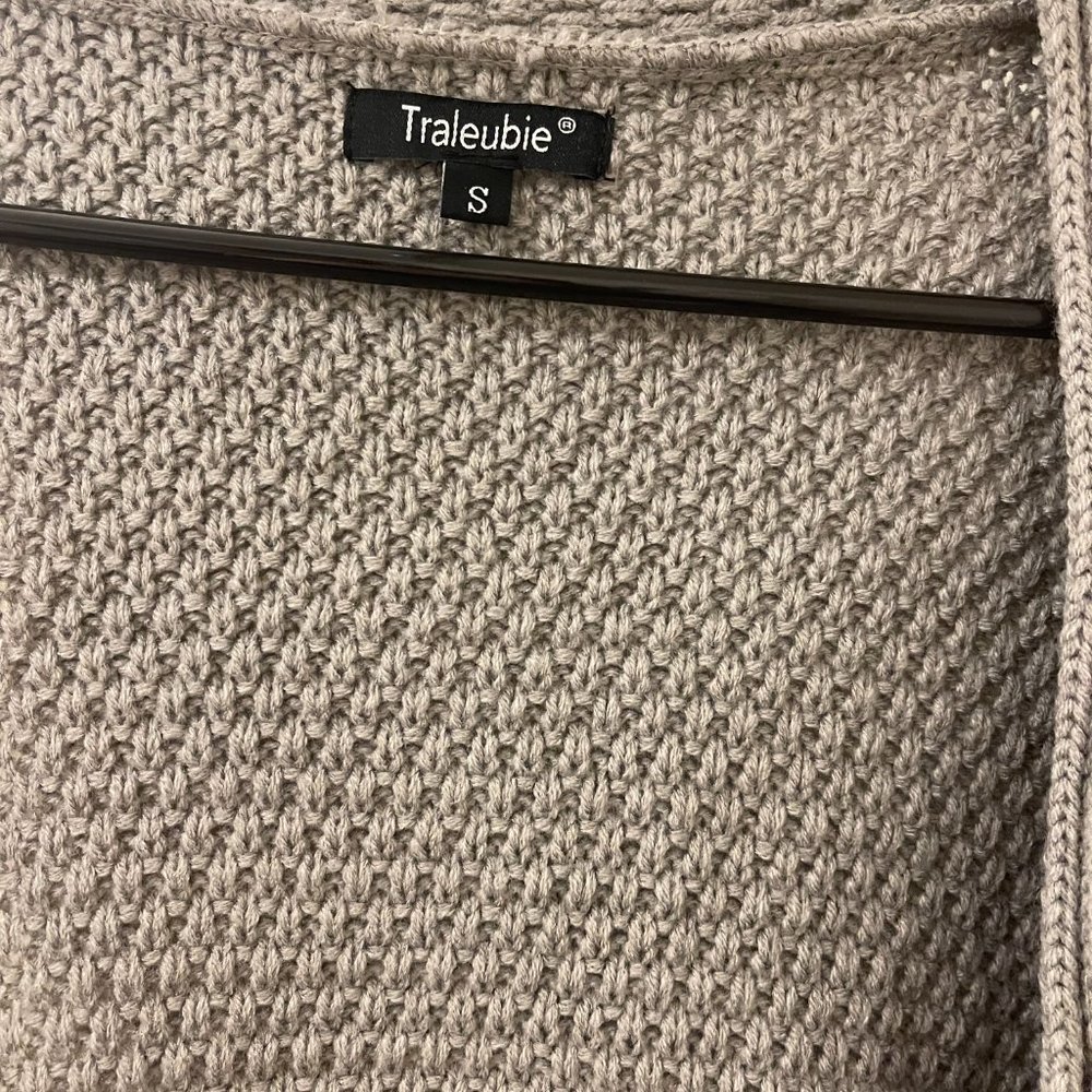 Cardigan - Picture 3 of 4